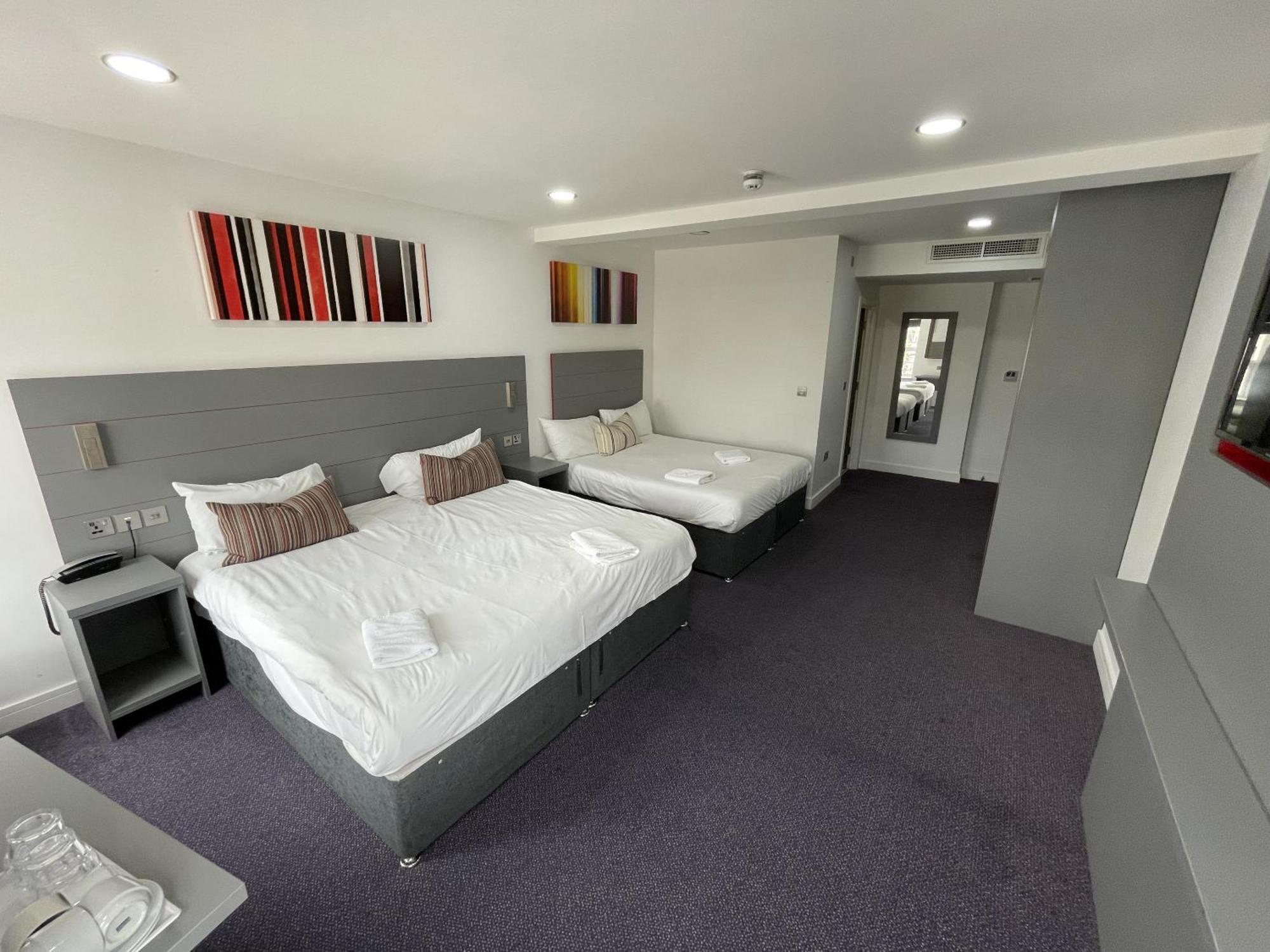 Ilford Hotel Goodmayes Kamer foto
